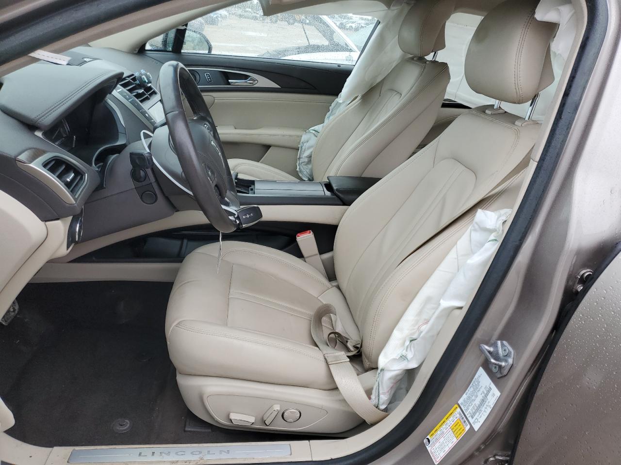 2019 Lincoln MKZ VIN 3LN6L5LU6KR608102 Copart auction photo, side / rear end damage thumbnail 7