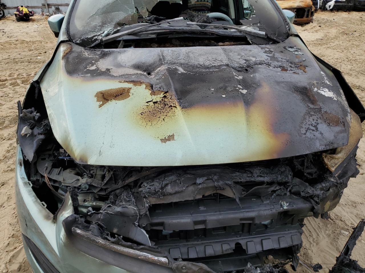 2013 Ford Escape VIN 1FMCU0GX0DUD65289 Copart auction photo, burn - engine / burn damage thumbnail 13