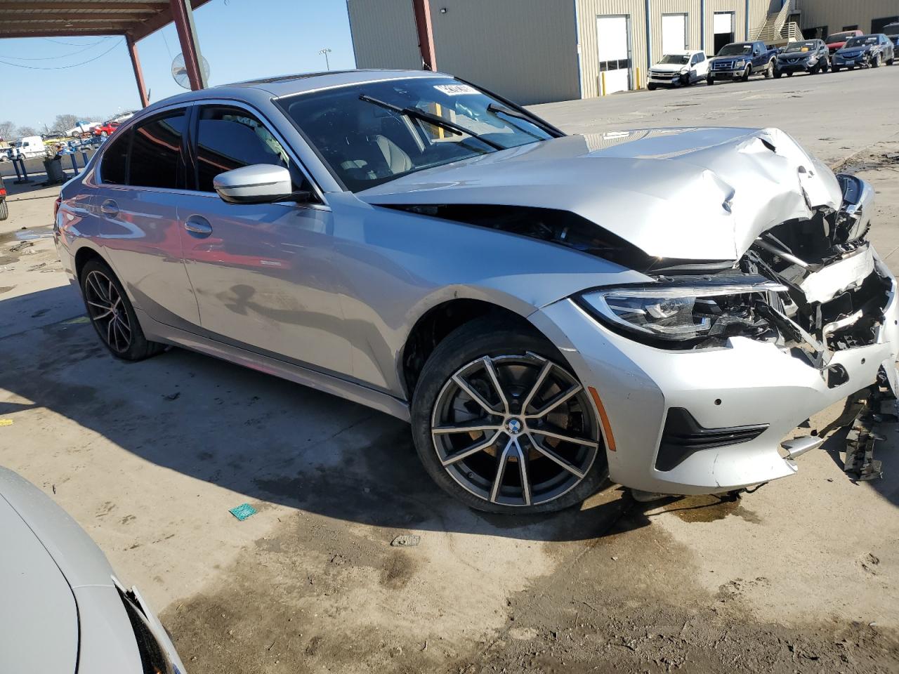 2019 BMW 3er VIN WBA5R1C59KAK07148 Copart auction photo, front end / side damage thumbnail 4