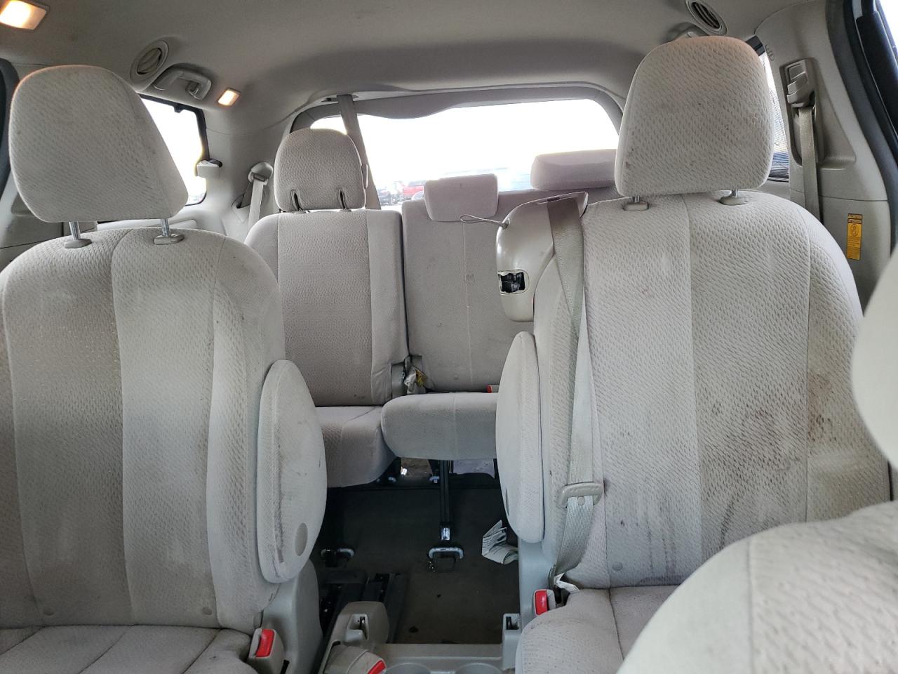 2014 Toyota Sienna VIN 5TDKK3DC4ES406361 Copart auction photo, front end damage thumbnail 10