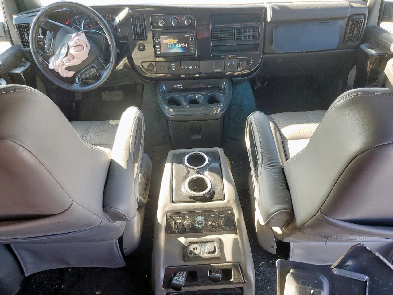 2016 Chevrolet Express VIN 1GCWGBFG8G1126858 Copart auction photo, front end damage thumbnail 8