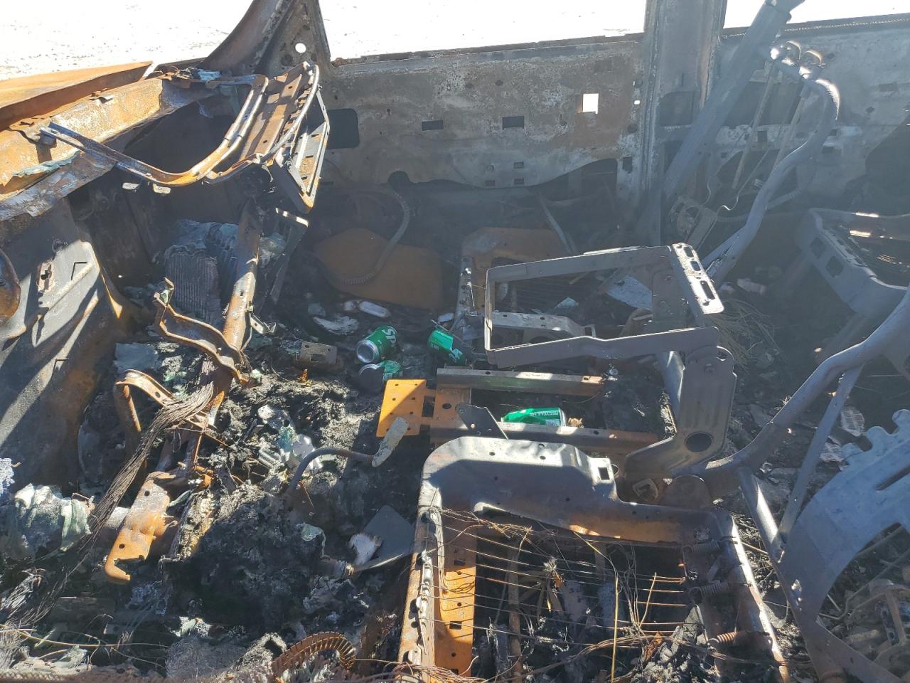 2002 Chevrolet Silverado VIN 1GCJK33132F122338 Copart auction photo, burn - engine damage thumbnail 7