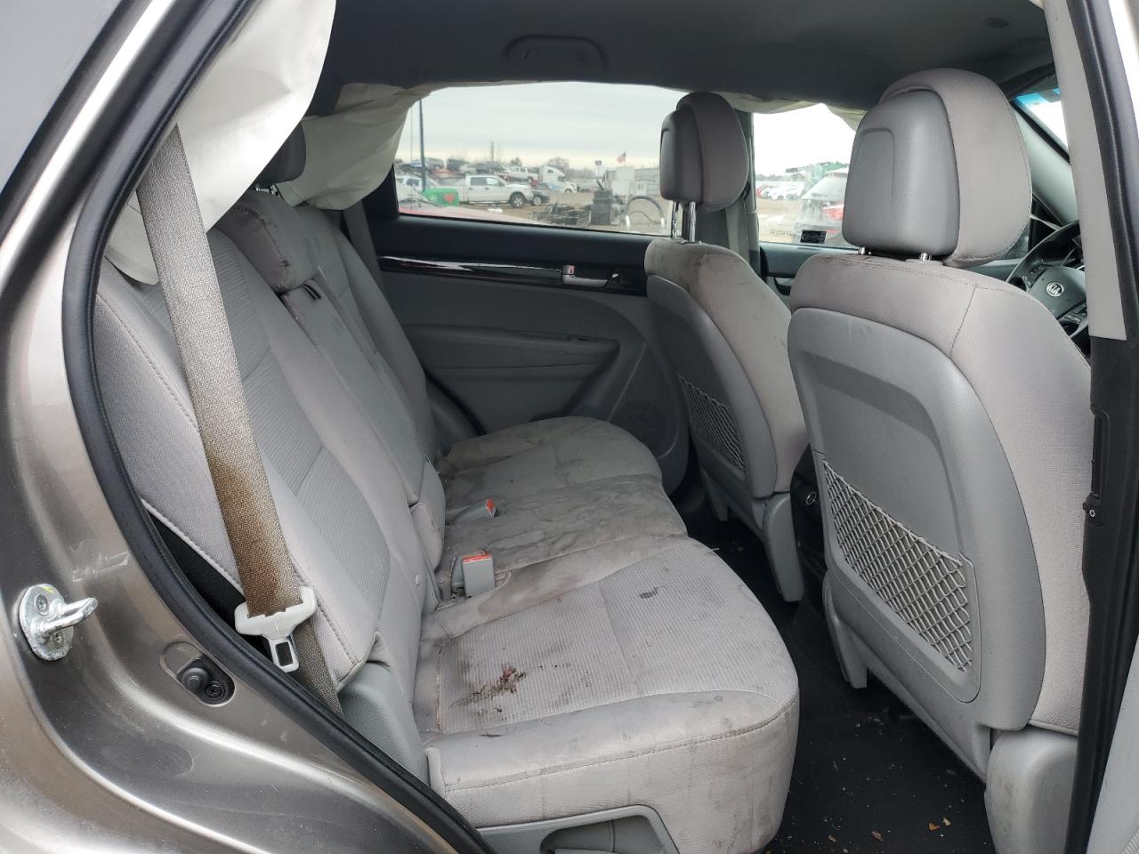 2015 KIA Sorento VIN 5XYKT3A61FG661558 Copart auction photo, side damage thumbnail 11