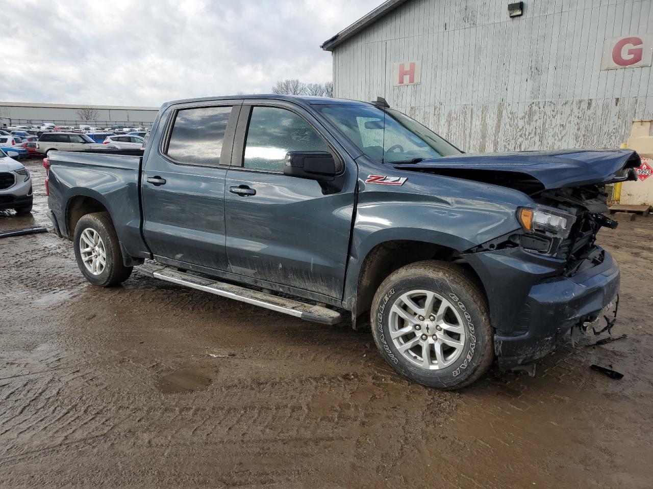 2020 Chevrolet Silverado VIN 3GCUYEED8LG395788 Copart auction photo, front end / side damage thumbnail 4