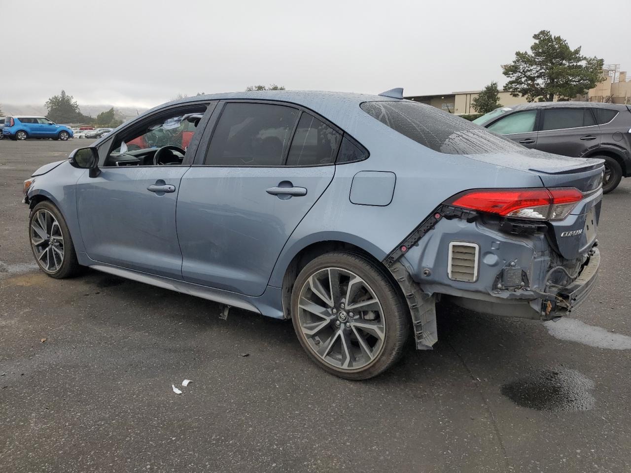 2020 Toyota Corolla VIN JTDP4RCE9LJ038629 Copart auction photo, front end / side damage thumbnail 2