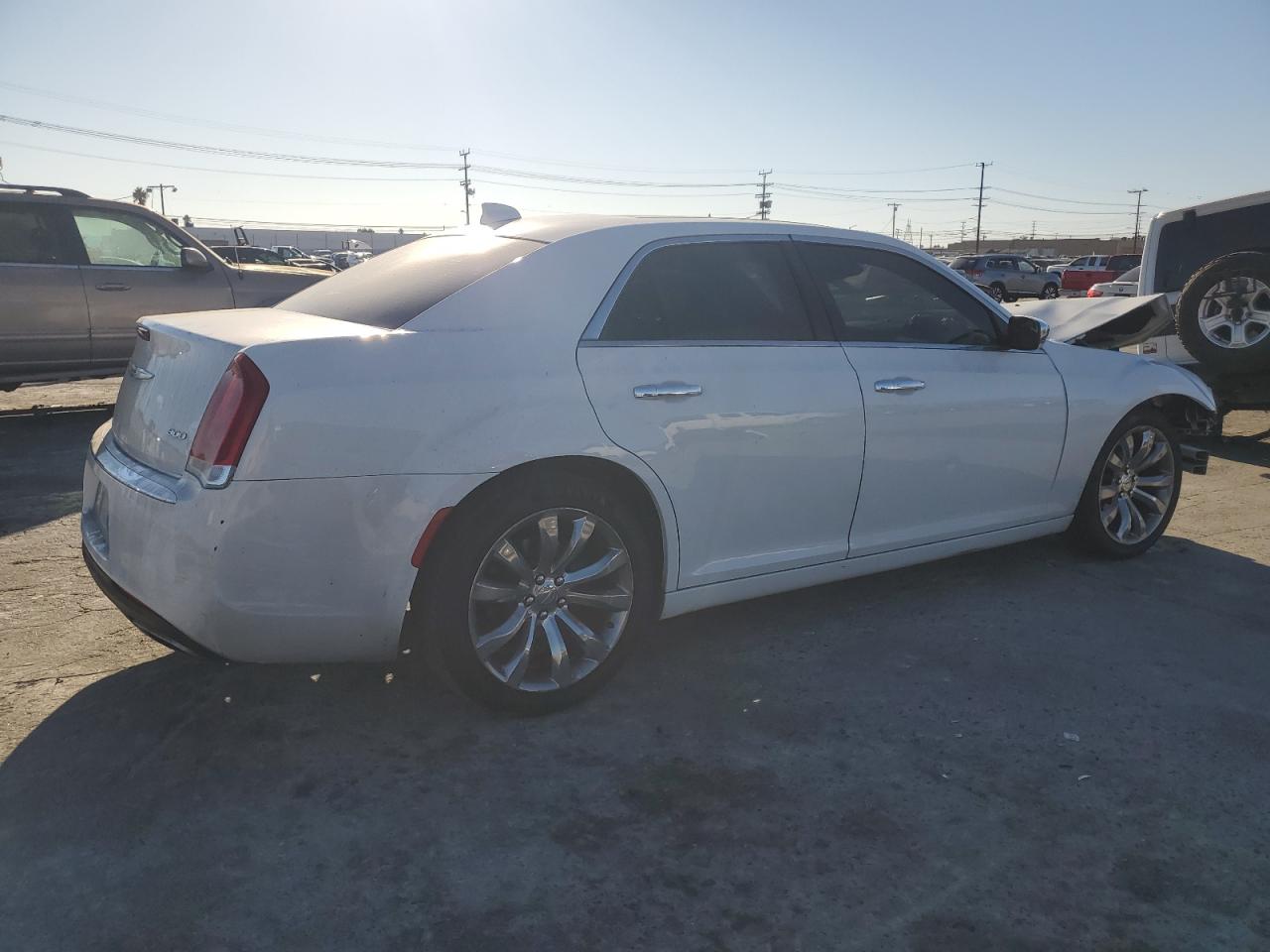 2019 Chrysler 300 VIN 2C3CCAEG0KH634198 Copart auction photo, front end damage thumbnail 3