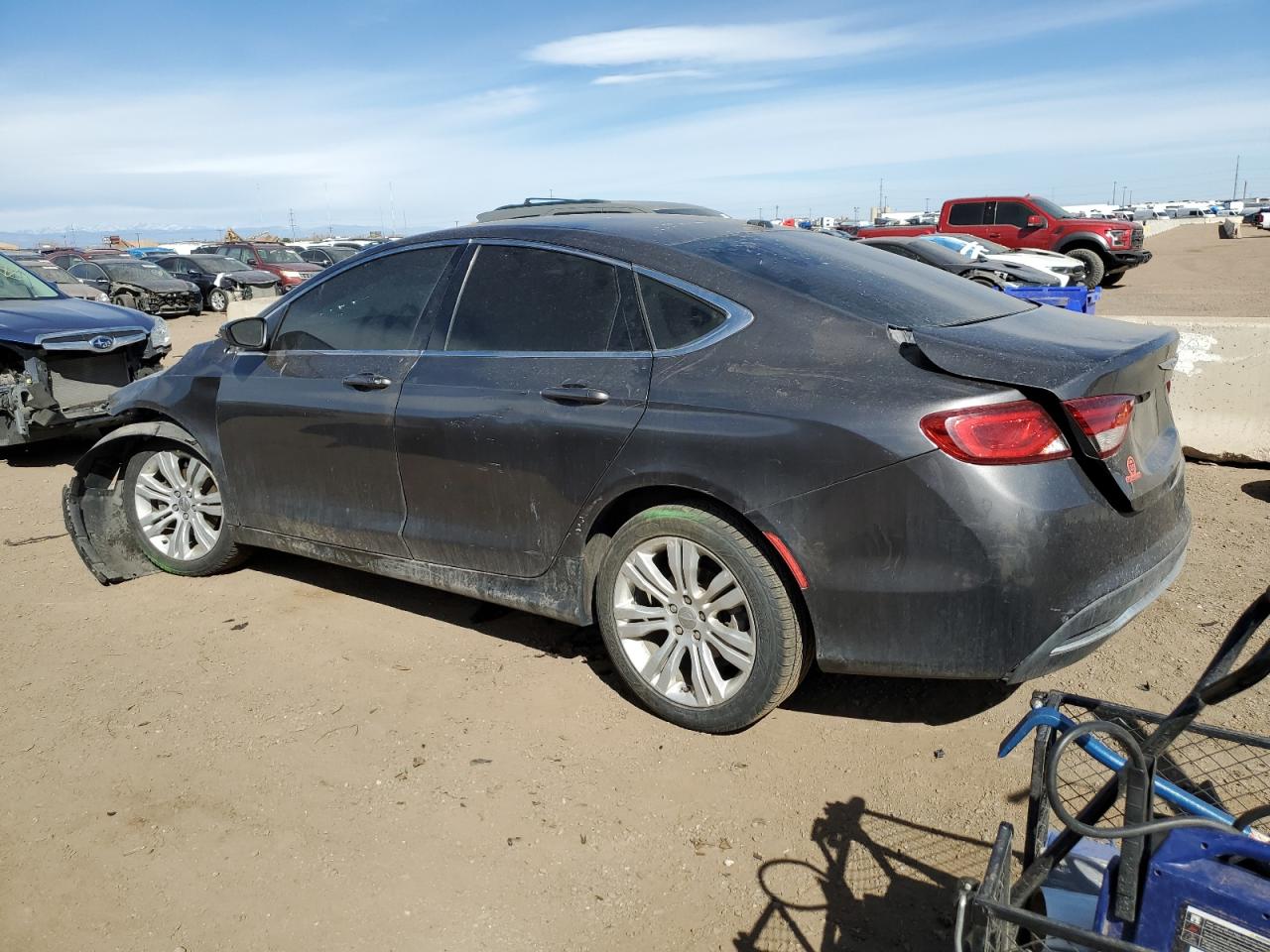 2015 Chrysler 200 VIN 1C3CCCAB3FN562173 Copart auction photo, front end / side damage thumbnail 2