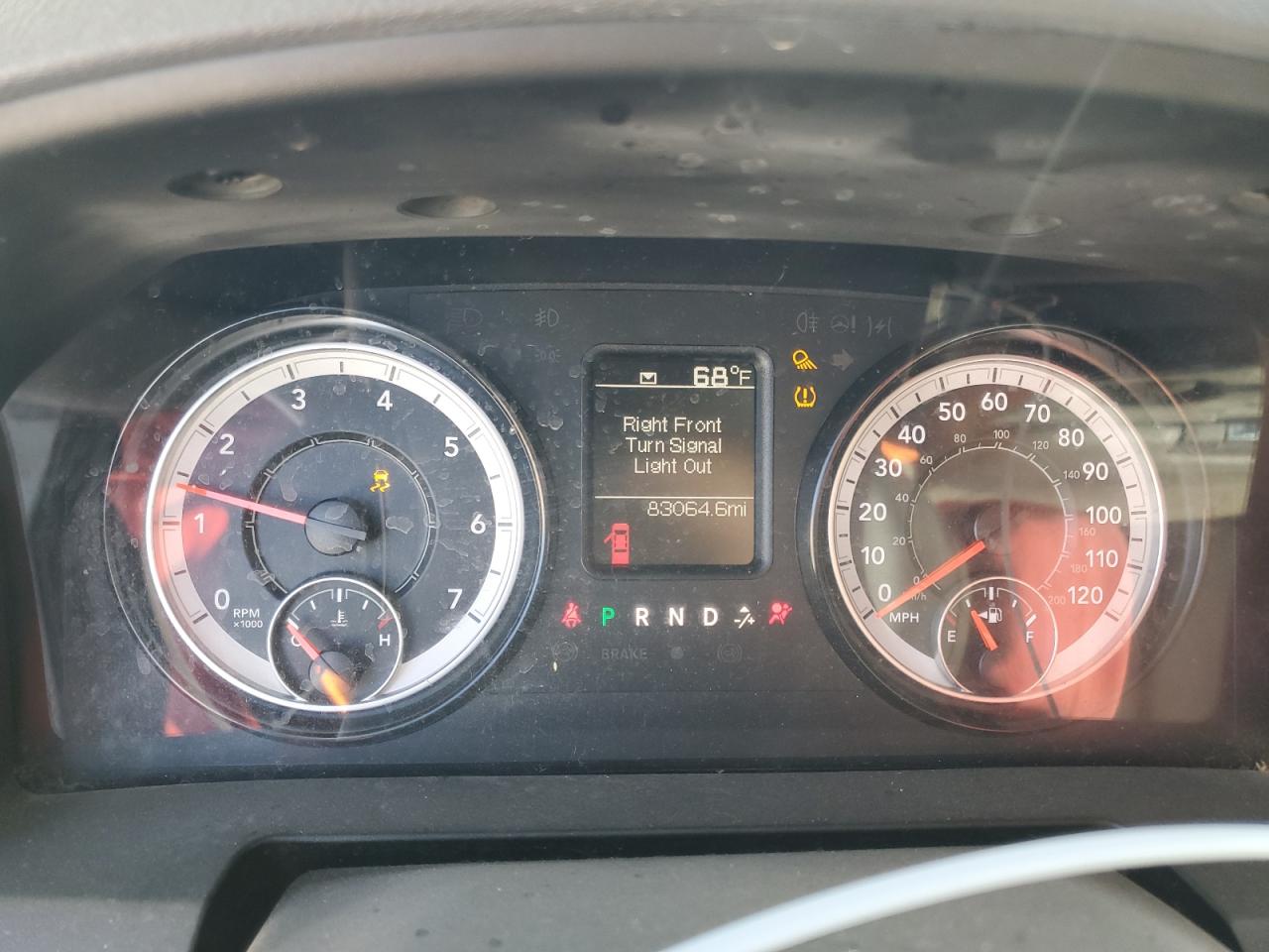 2019 RAM 1500 VIN 1C6RR6FG7KS546619 Copart auction photo, front end / minor dent/scratches damage thumbnail 9