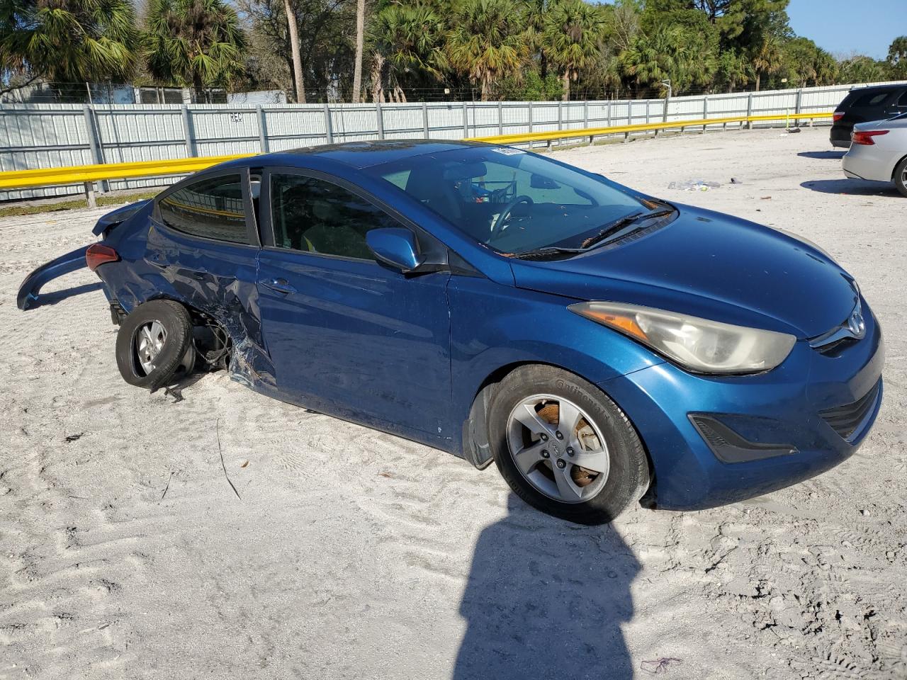 2015 Hyundai Elantra VIN KMHDH4AE4FU222940 Copart auction photo, all over / minor dent/scratches damage thumbnail 4