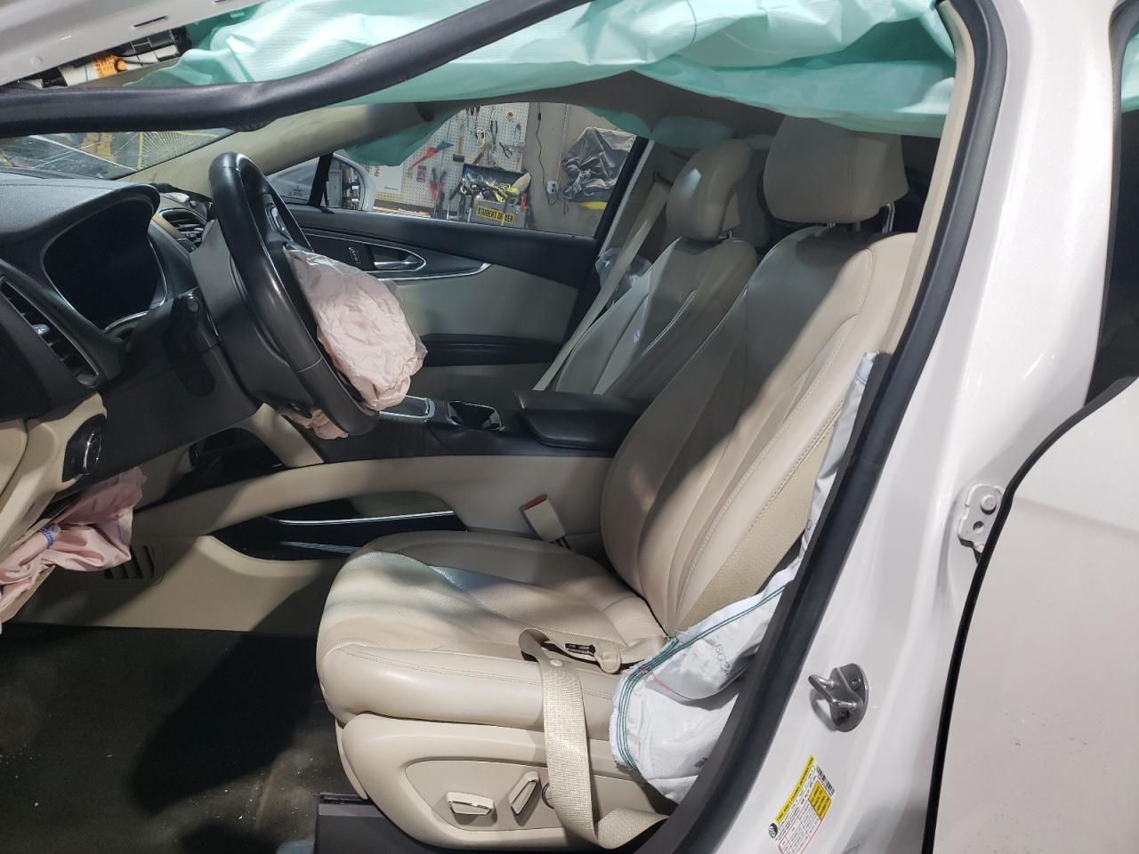 2017 Lincoln MKX VIN 2LMPJ6LP5HBL52895 Copart auction photo, front end / side damage thumbnail 7