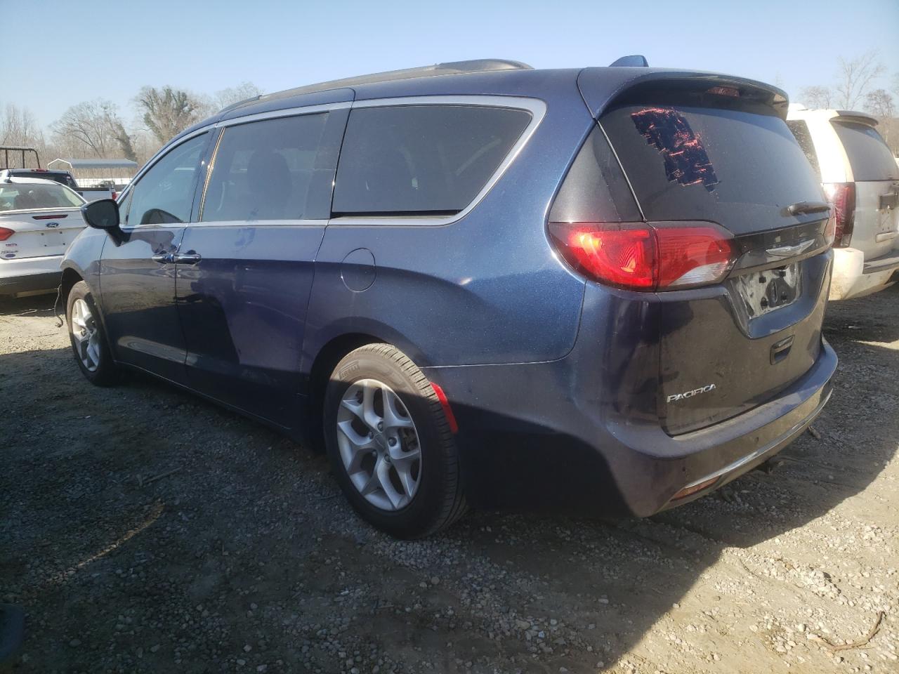 2018 Chrysler Pacifica VIN 2C4RC1FG6JR126444 Copart auction photo, front end / side damage thumbnail 2