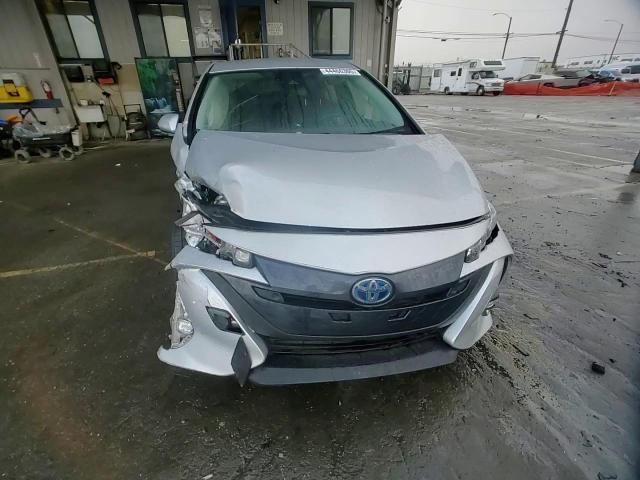 2017 Toyota Prius VIN JTDKARFP2H3002132 Copart auction photo, front end / side damage thumbnail 10