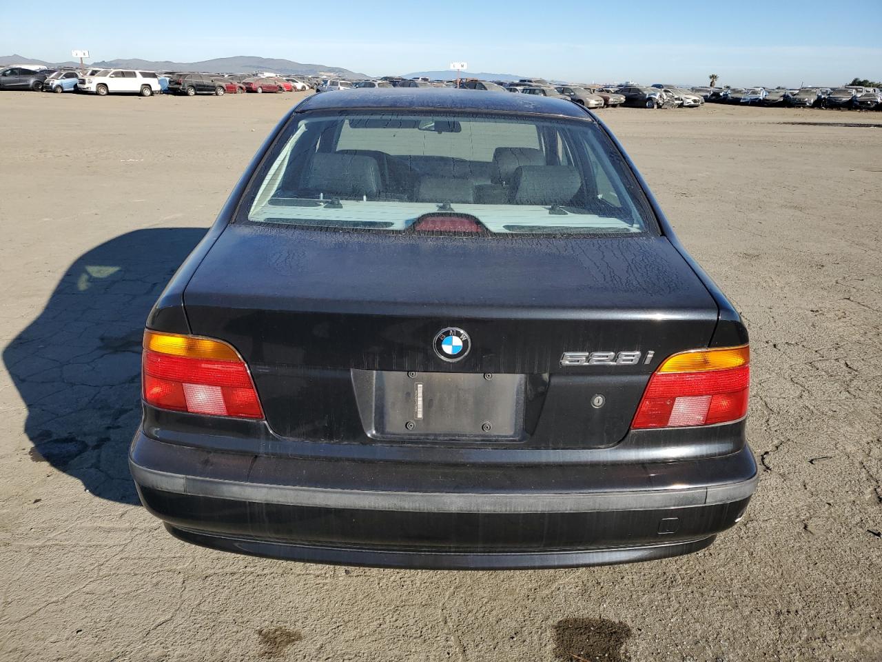 2000 BMW 5er VIN WBADM6341YGU18445 Copart auction photo, burn damage thumbnail 6