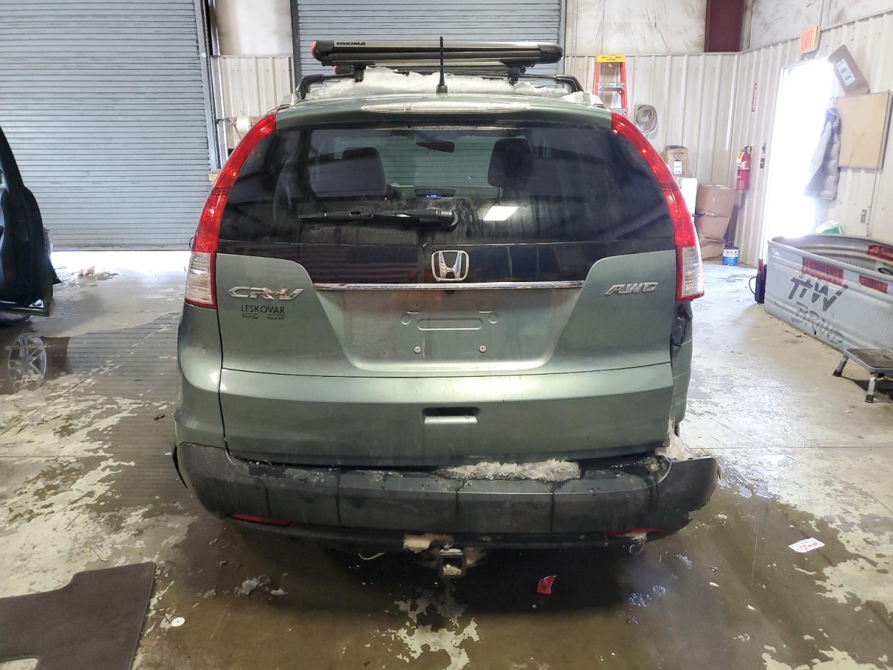2012 Honda CR-V VIN 2HKRM4H50CH634600 Copart auction photo, rear end / side damage thumbnail 6