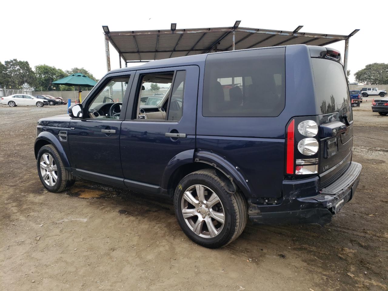 2014 Land Rover LR4 VIN SALAG2V60EA717775 Copart auction photo, rear end damage thumbnail 2
