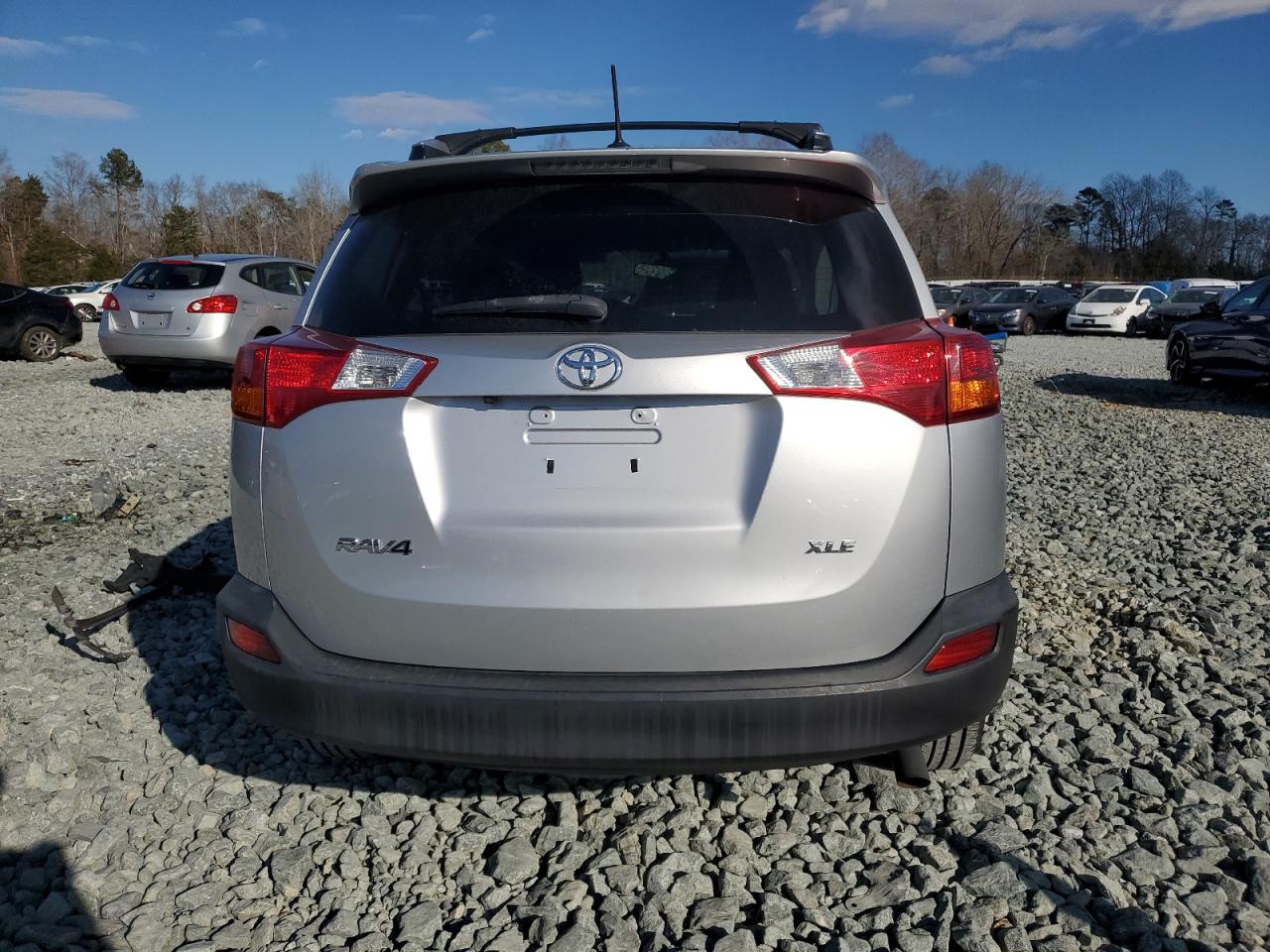 2015 Toyota RAV 4 VIN 2T3WFREV3FW175834 Copart auction photo, front end damage thumbnail 6