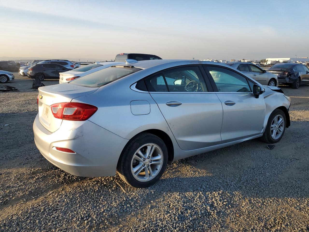 2017 Chevrolet Cruze VIN 1G1BE5SM0H7107181 Copart auction photo, front end / minor dent/scratches damage thumbnail 3