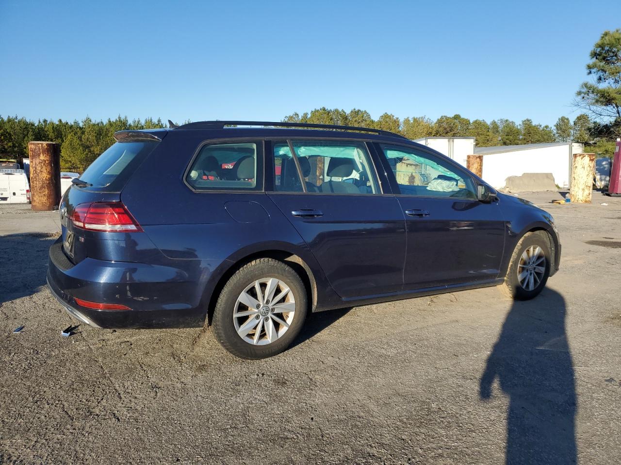 2018 Volkswagen Golf VIN 3VW717AU0JM759863 Copart auction photo, front end / side damage thumbnail 3