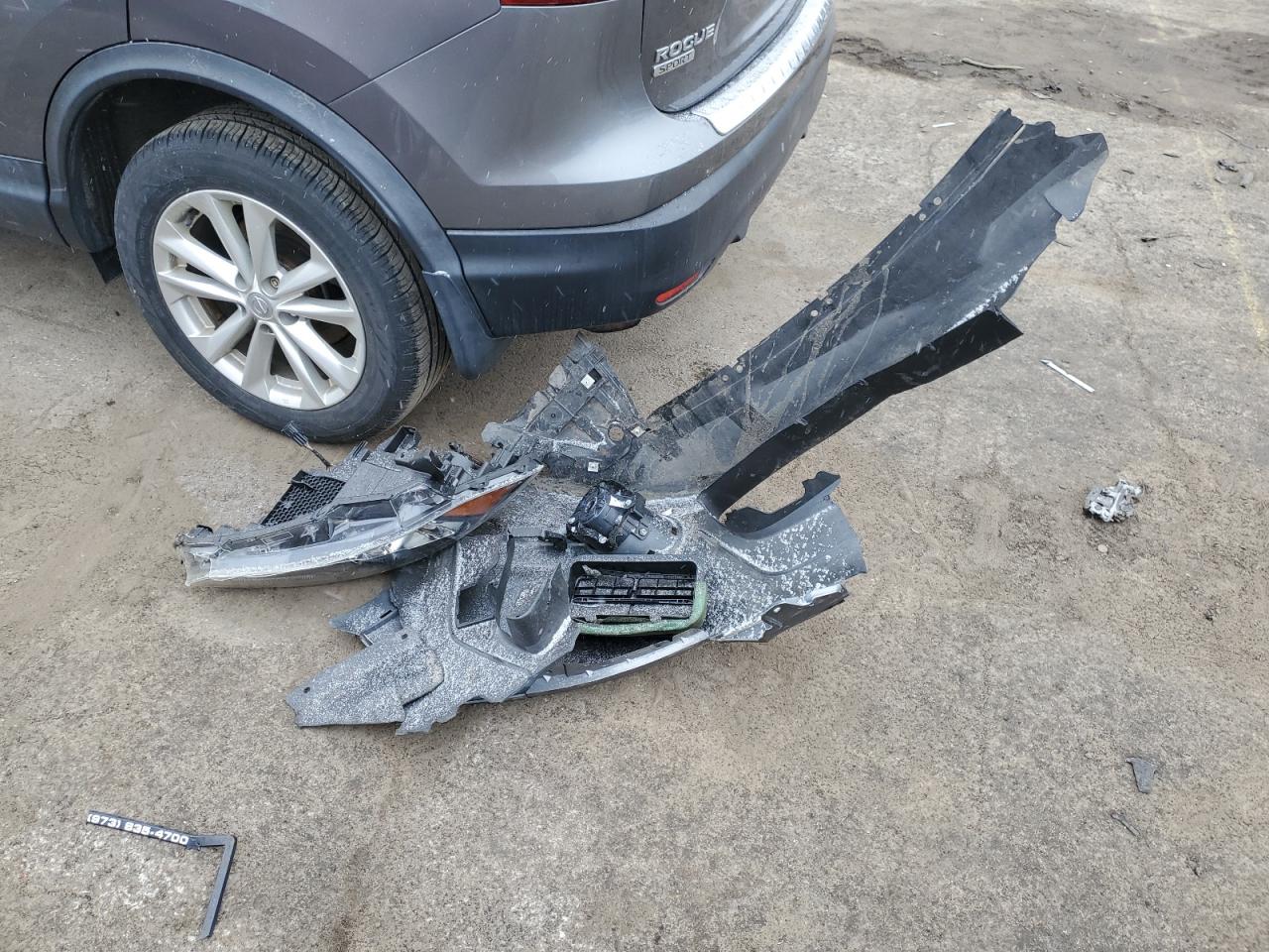 2018 Nissan Rogue VIN JN1BJ1CRXJW200522 Copart auction photo, front end / minor dent/scratches damage thumbnail 13