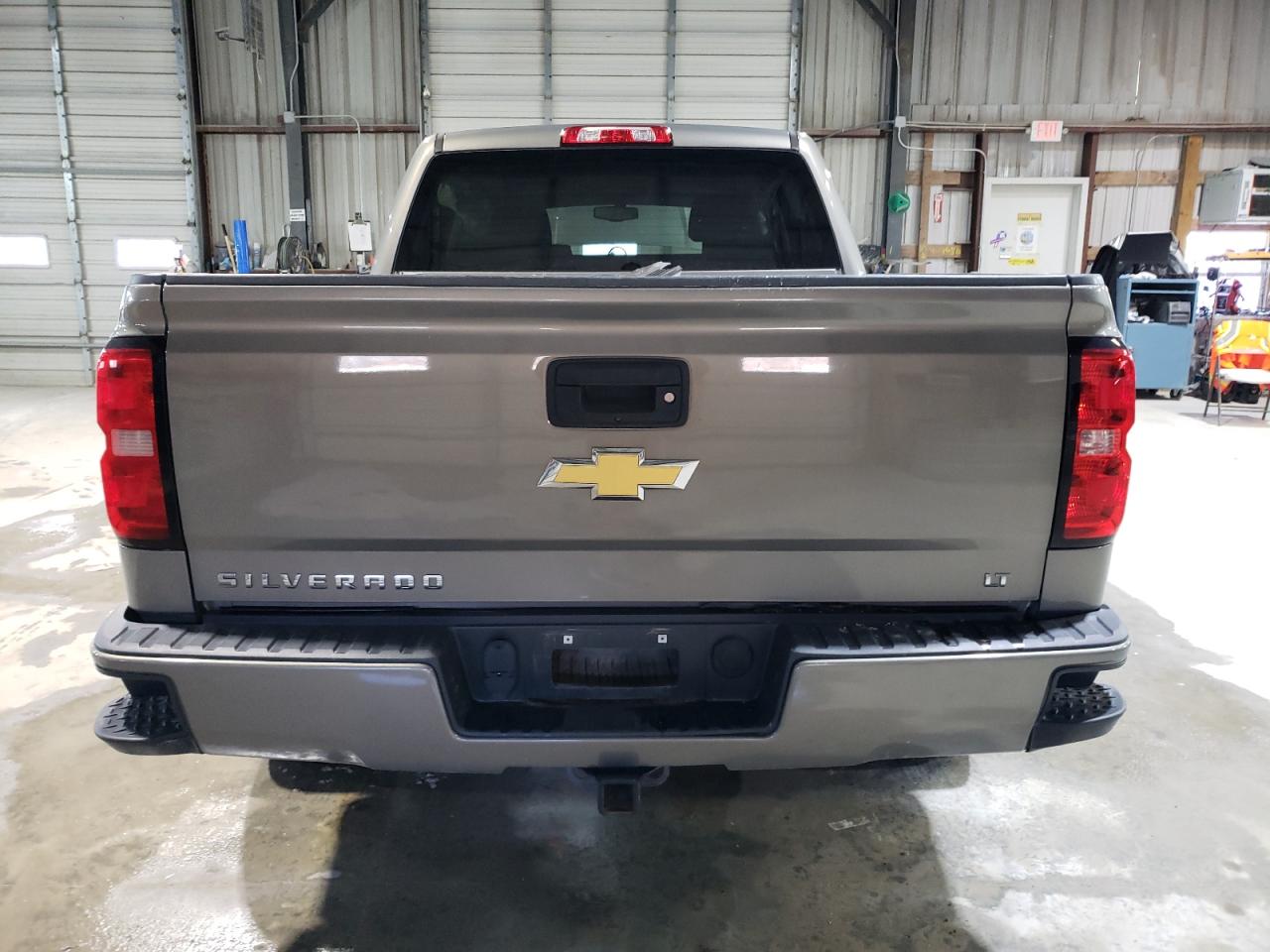 2017 Chevrolet Silverado VIN 3GCUKREC6HG226277 Copart auction photo, front end / minor dent/scratches damage thumbnail 6