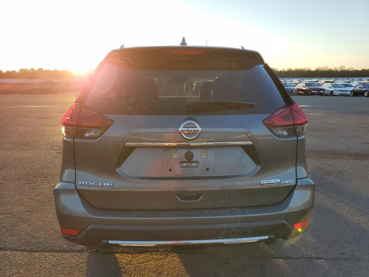 2020 Nissan Rogue VIN 5N1AT2MV2LC719309 Copart auction photo, front end / minor dent/scratches damage thumbnail 6