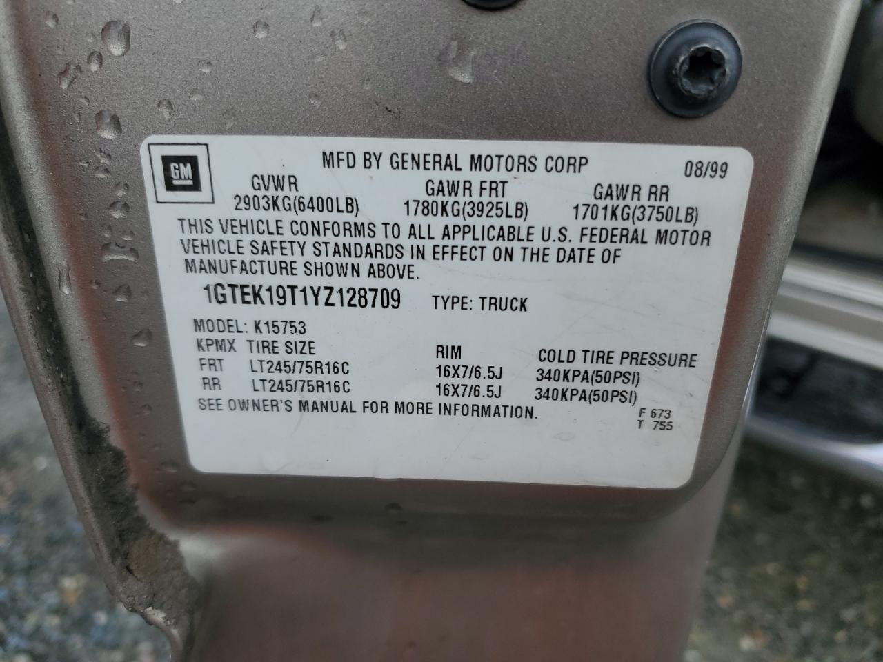 2000 GMC Sierra VIN 1GTEK19T1YZ128709 Copart auction photo, front end damage thumbnail 13