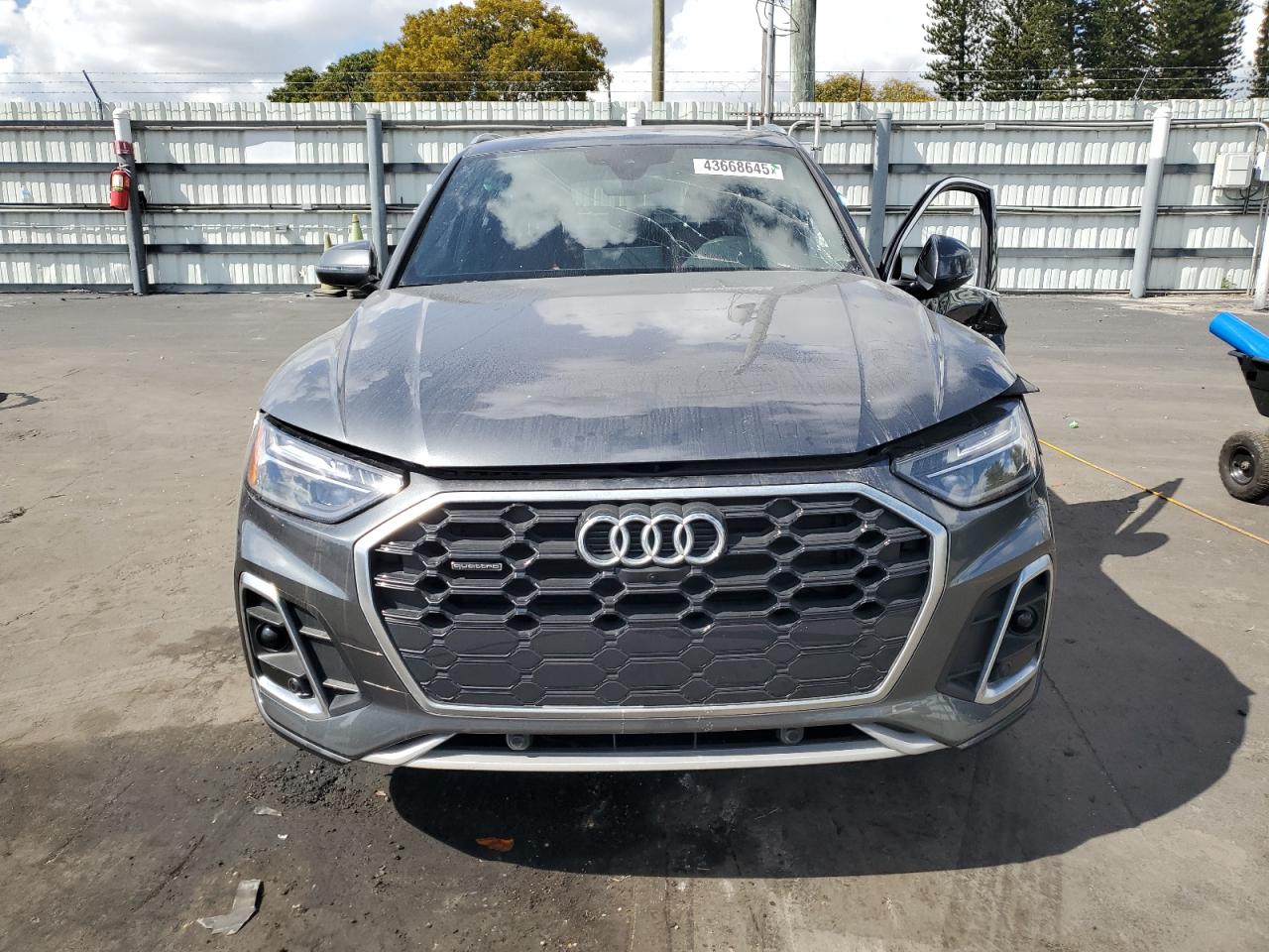 2023 Audi Q5 VIN WA1EAAFYXP2052721 Copart auction photo, side / front end damage thumbnail 5