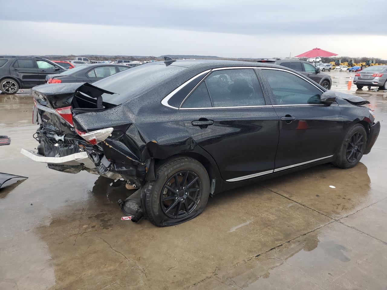 2017 Toyota Camry VIN 4T1BF1FK3HU683138 Copart auction photo, front end / rear end damage thumbnail 3