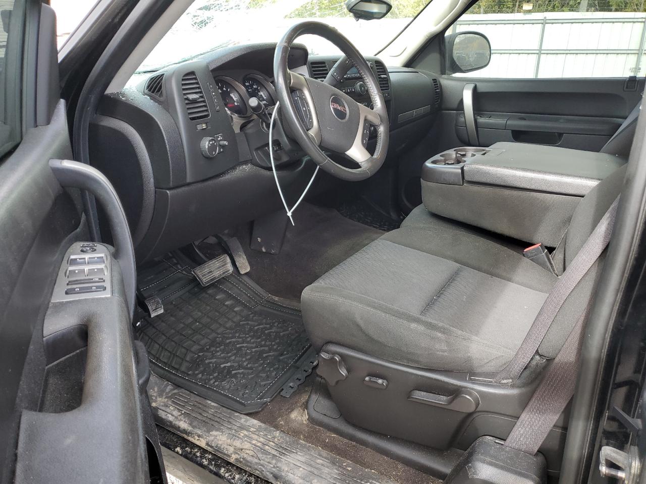 2011 GMC Sierra VIN 1GTR2VE3XBZ373952 Copart auction photo, front end / top/roof damage thumbnail 8