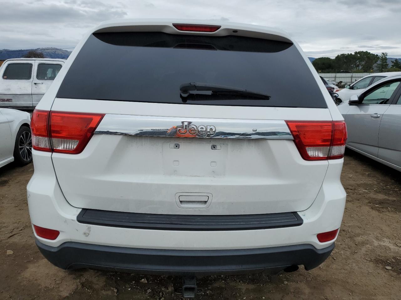 2013 Jeep Grand Cherokee VIN 1C4RJFAGXDC553147 Copart auction photo, front end / side damage thumbnail 6