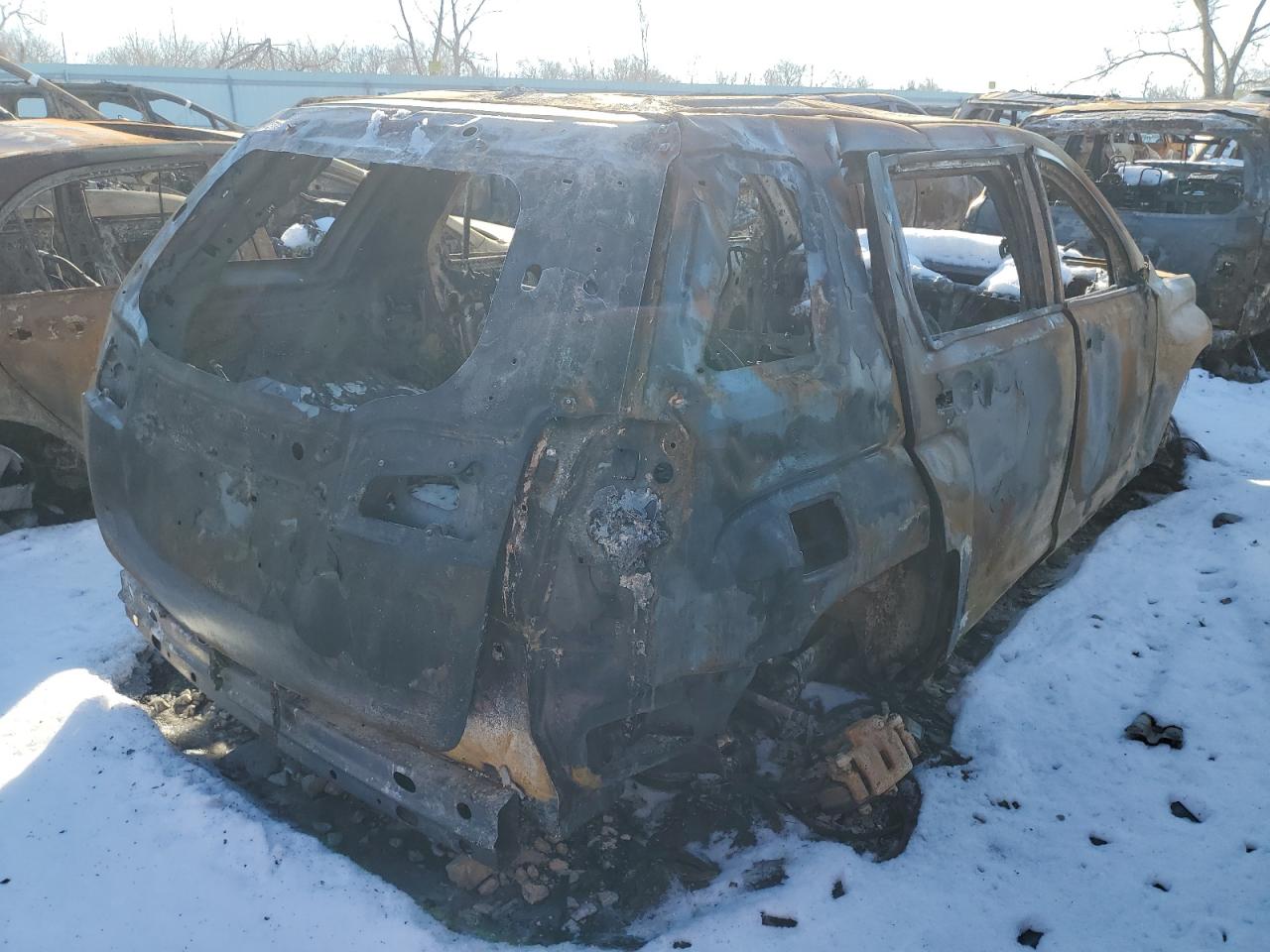 2013 GMC Terrain VIN 2GKFLREK2D6345385 Copart auction photo, burn damage thumbnail 3