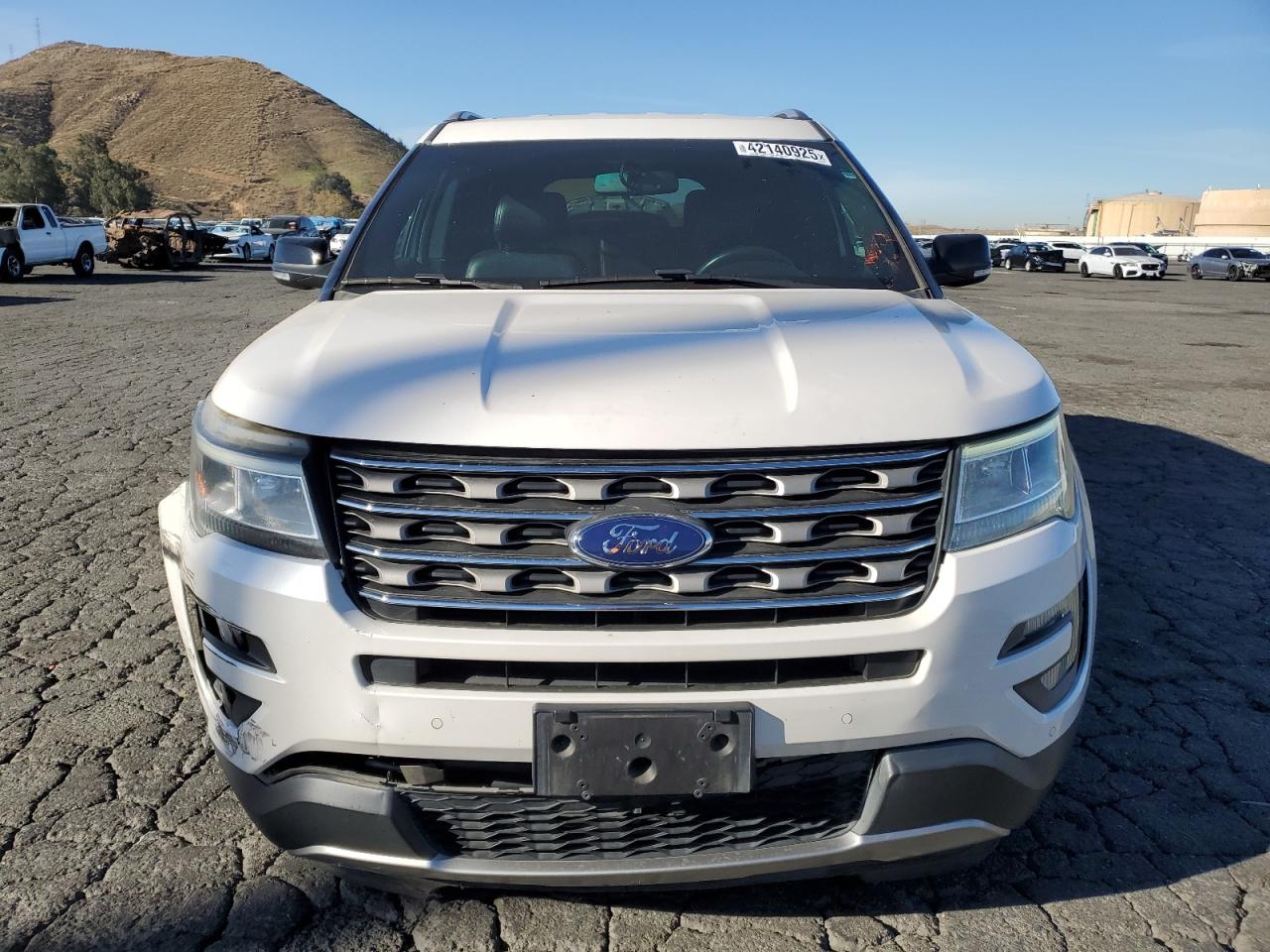 2017 Ford Explorer VIN 1FM5K7D84HGA61732 Copart auction photo, front end / side damage thumbnail 5