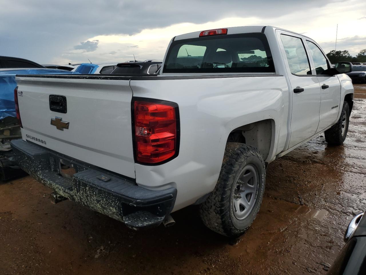 2017 Chevrolet Silverado VIN 3GCPCNEH2HG444988 Copart auction photo, minor dent/scratches damage thumbnail 3