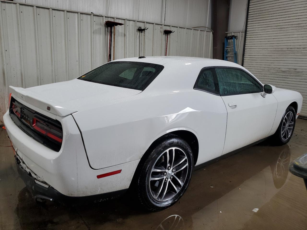 2019 Dodge Challenger VIN 2C3CDZGG1KH628175 Copart auction photo, side / rear end damage thumbnail 3