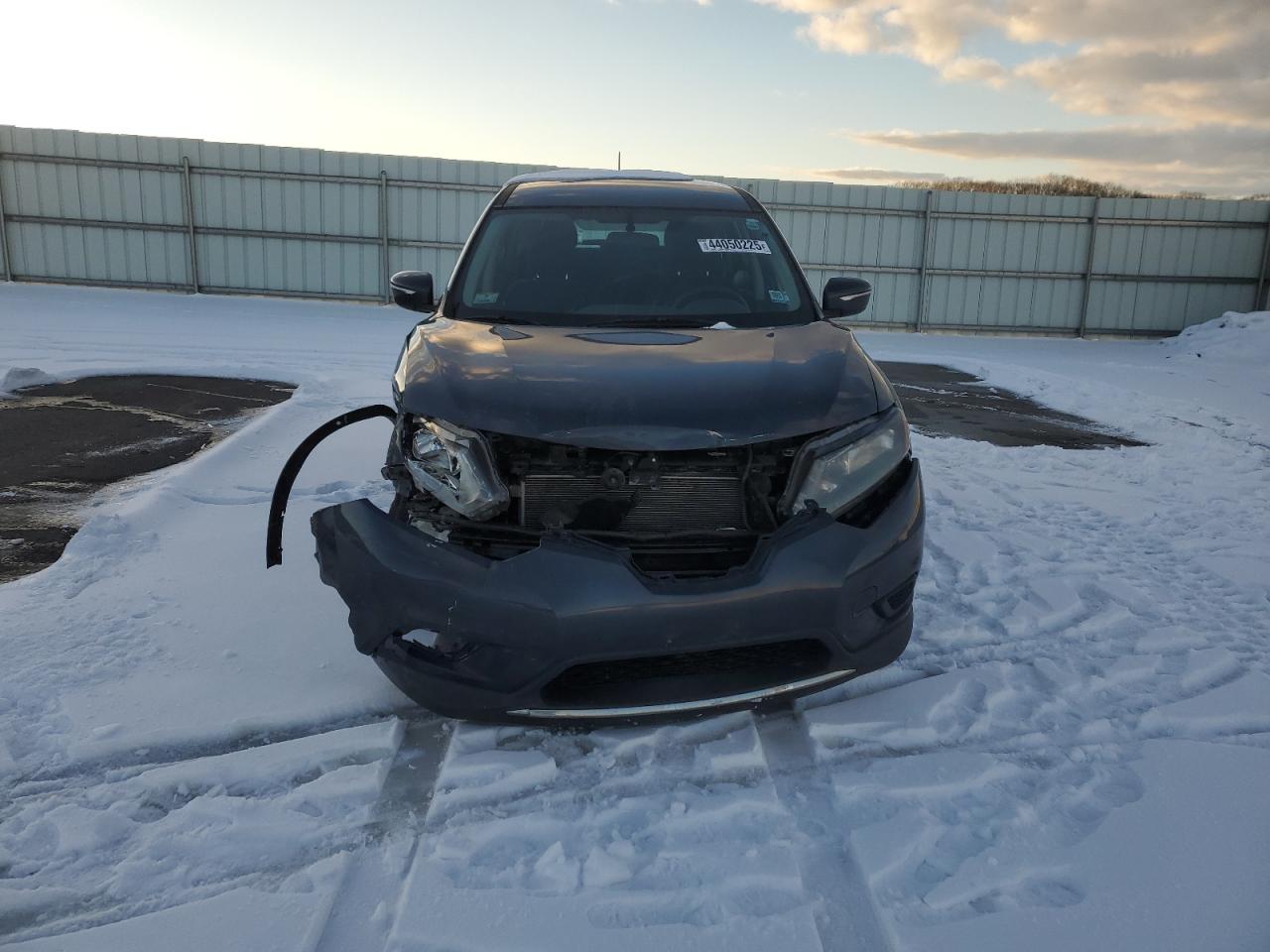 2015 Nissan Rogue VIN 5N1AT2MT8FC878161 Copart auction photo, front end damage thumbnail 5