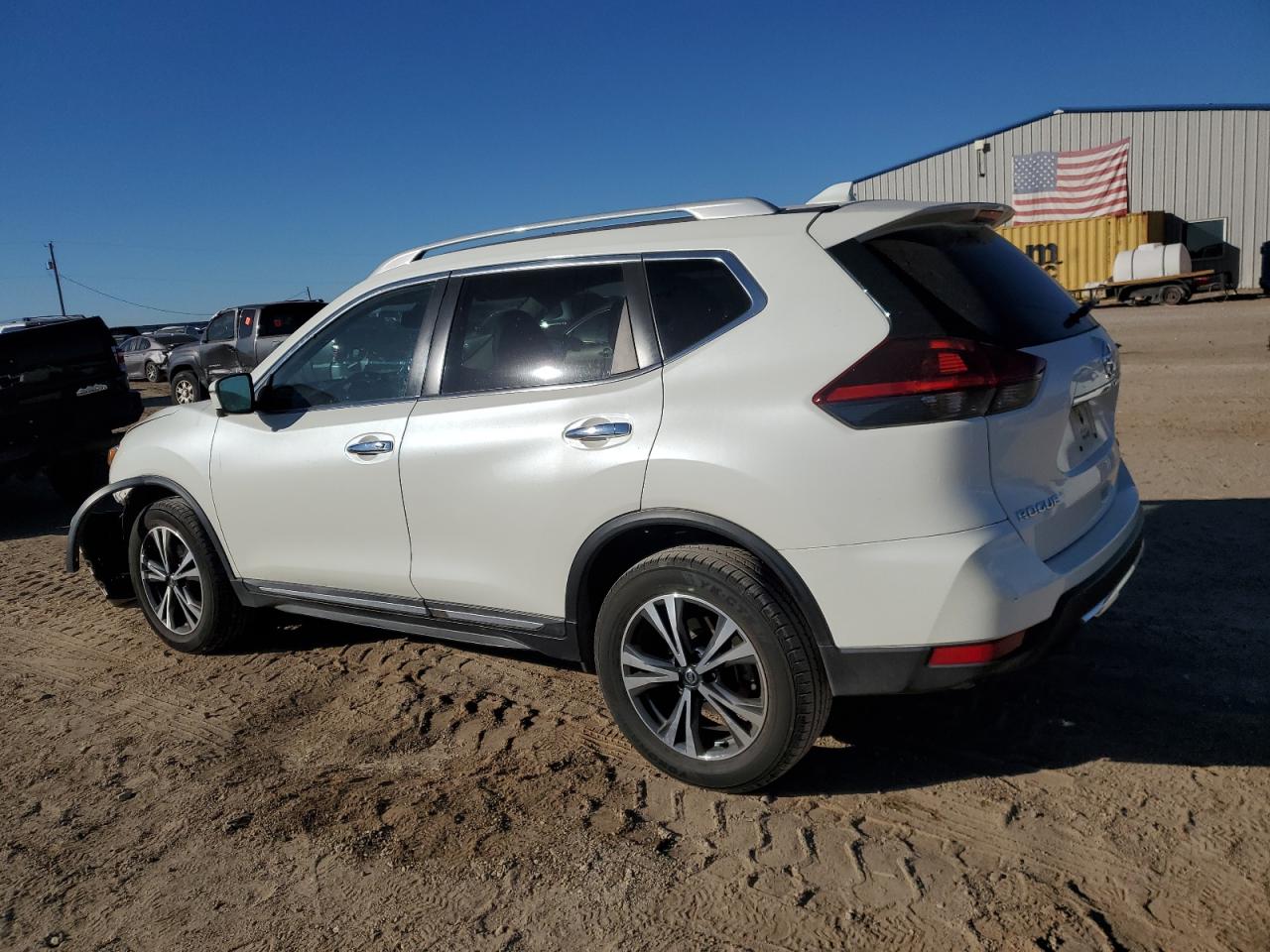 2018 Nissan Rogue VIN 5N1AT2MV2JC807161 Copart auction photo, front end / minor dent/scratches damage thumbnail 2