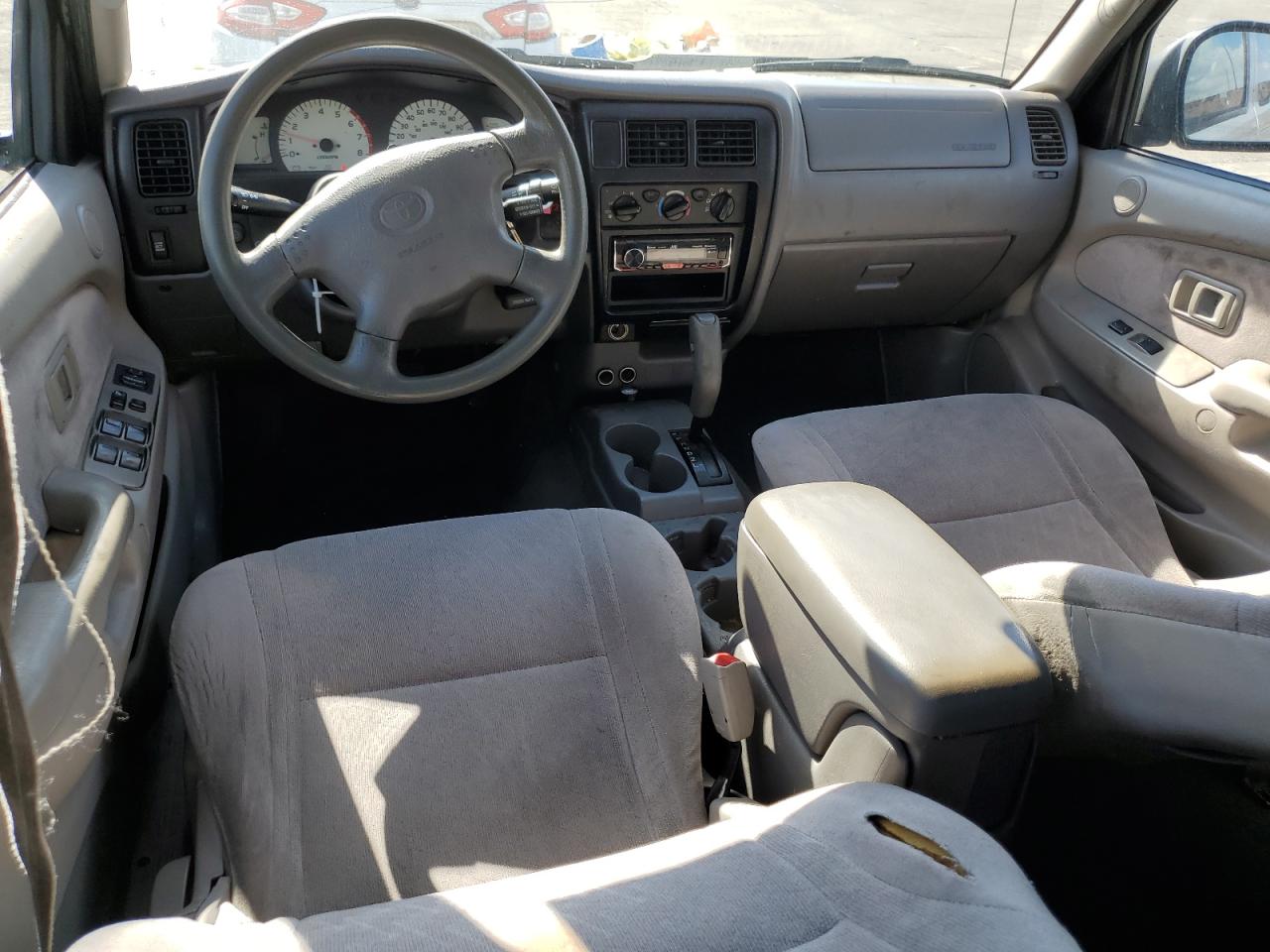 2002 Toyota Tacoma VIN 5TEGN92N82Z128762 Copart auction photo, side / all over damage thumbnail 8