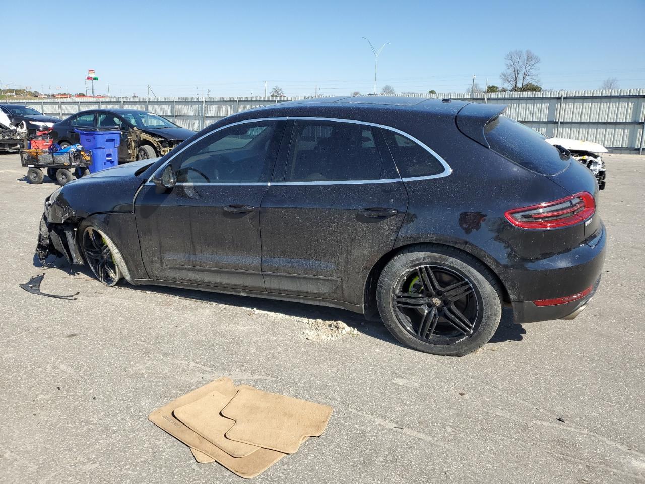 2015 Porsche Macan VIN WP1AB2A50FLB62561 Copart auction photo, front end damage thumbnail 2