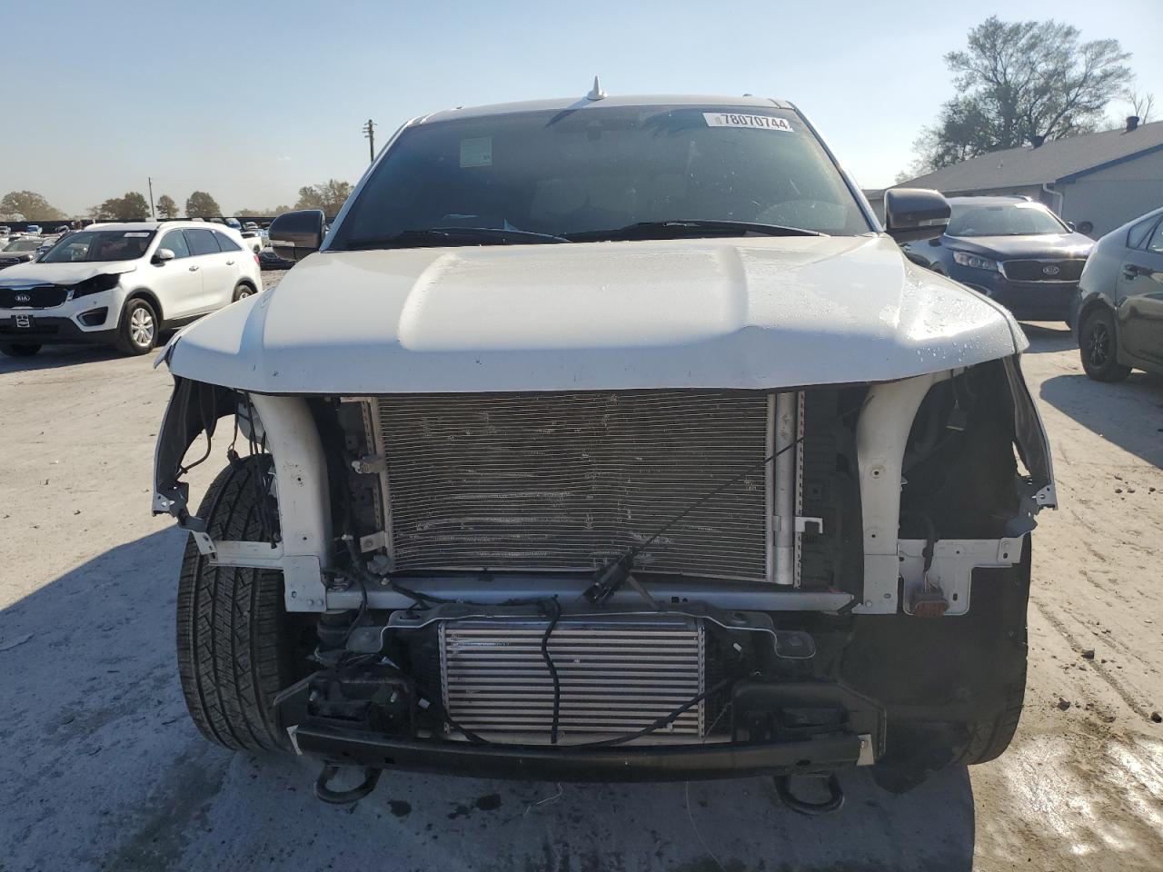 2020 Ford Expedition VIN 1FMJU1PT4LEA00939 Copart auction photo, front end damage thumbnail 5