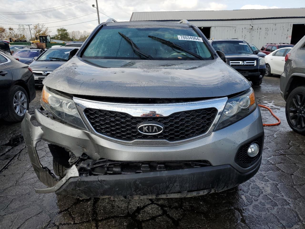 2011 KIA Sorento VIN 5XYKU4A22BG080905 Copart auction photo, front end / side damage thumbnail 5