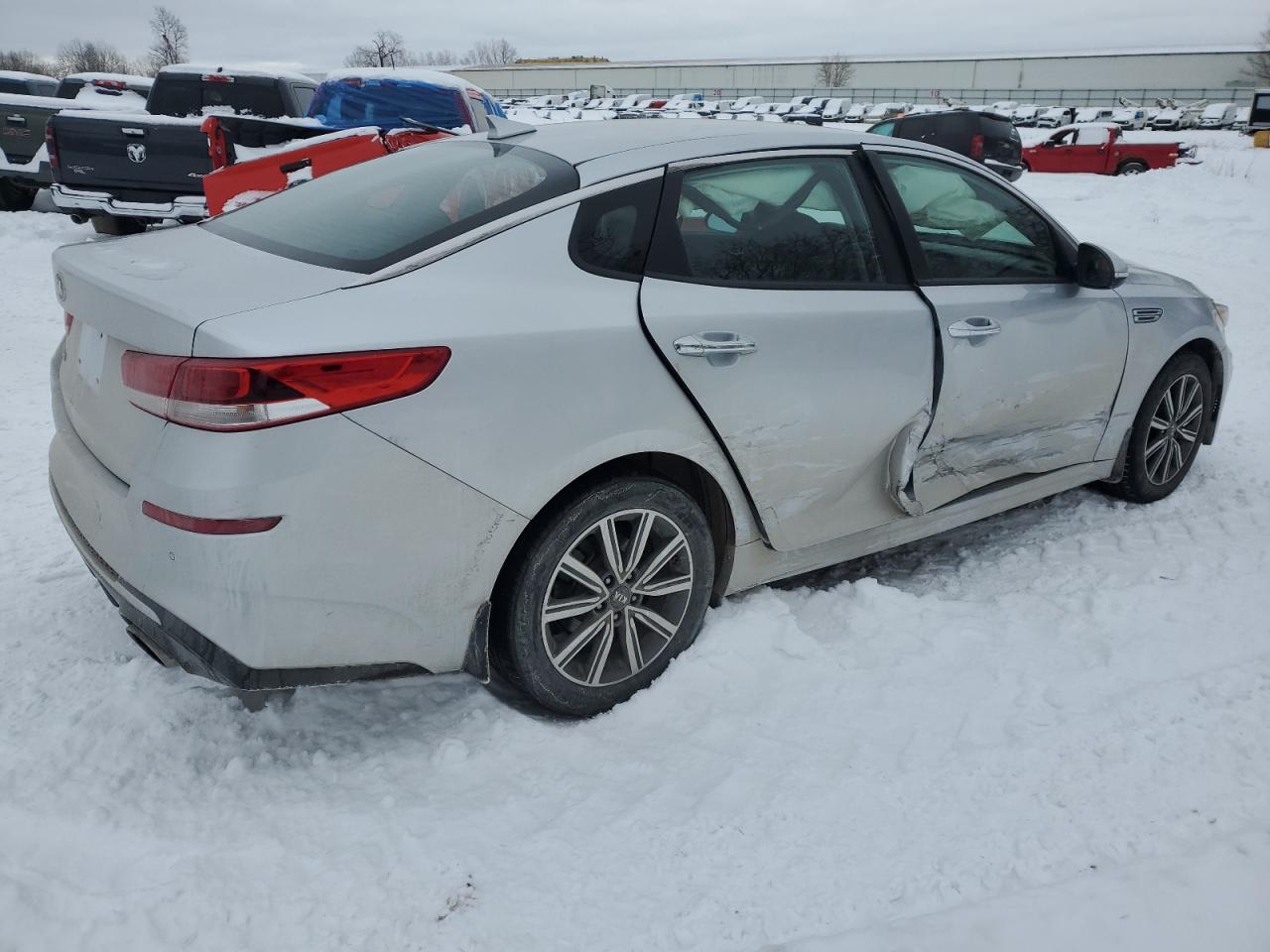 2019 KIA Optima VIN 5XXGT4L34KG374728 Copart auction photo, all over damage thumbnail 3