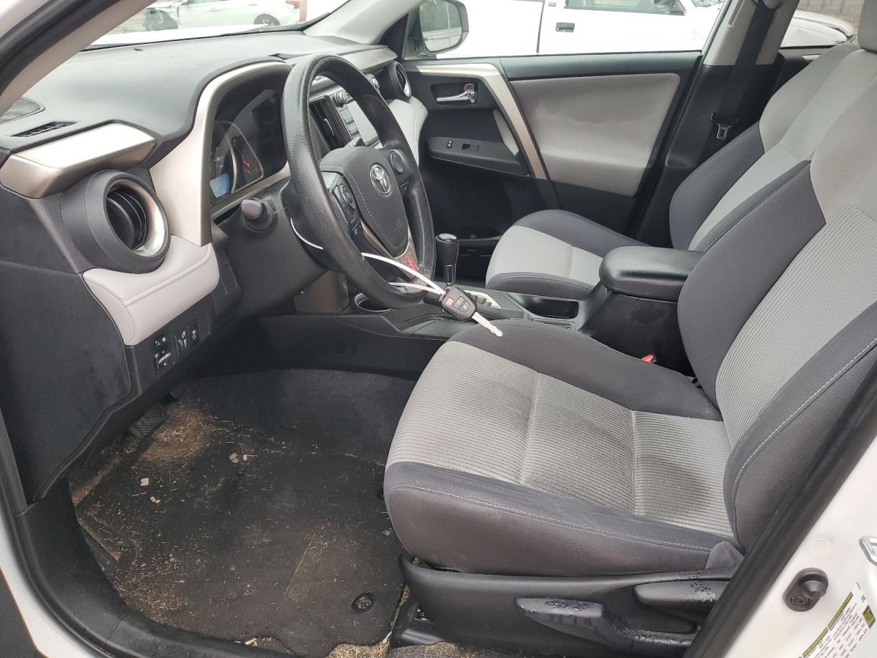2015 Toyota RAV 4 VIN 2T3WFREV2FW204496 Copart auction photo, front end damage thumbnail 7