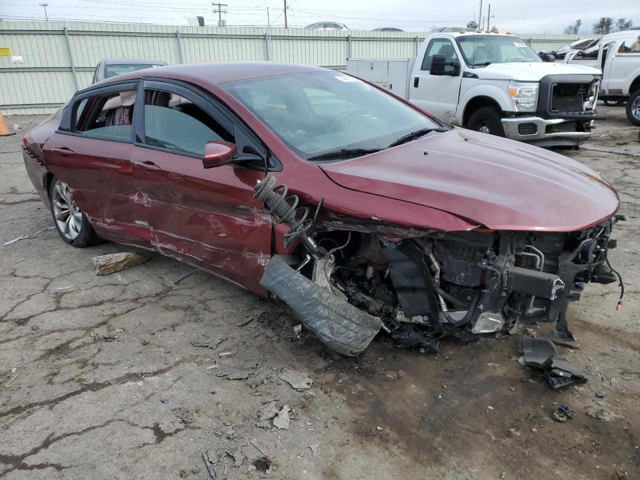 2016 Chrysler 200 VIN 1C3CCCBB7GN188666 Copart auction photo, front end / side damage thumbnail 4