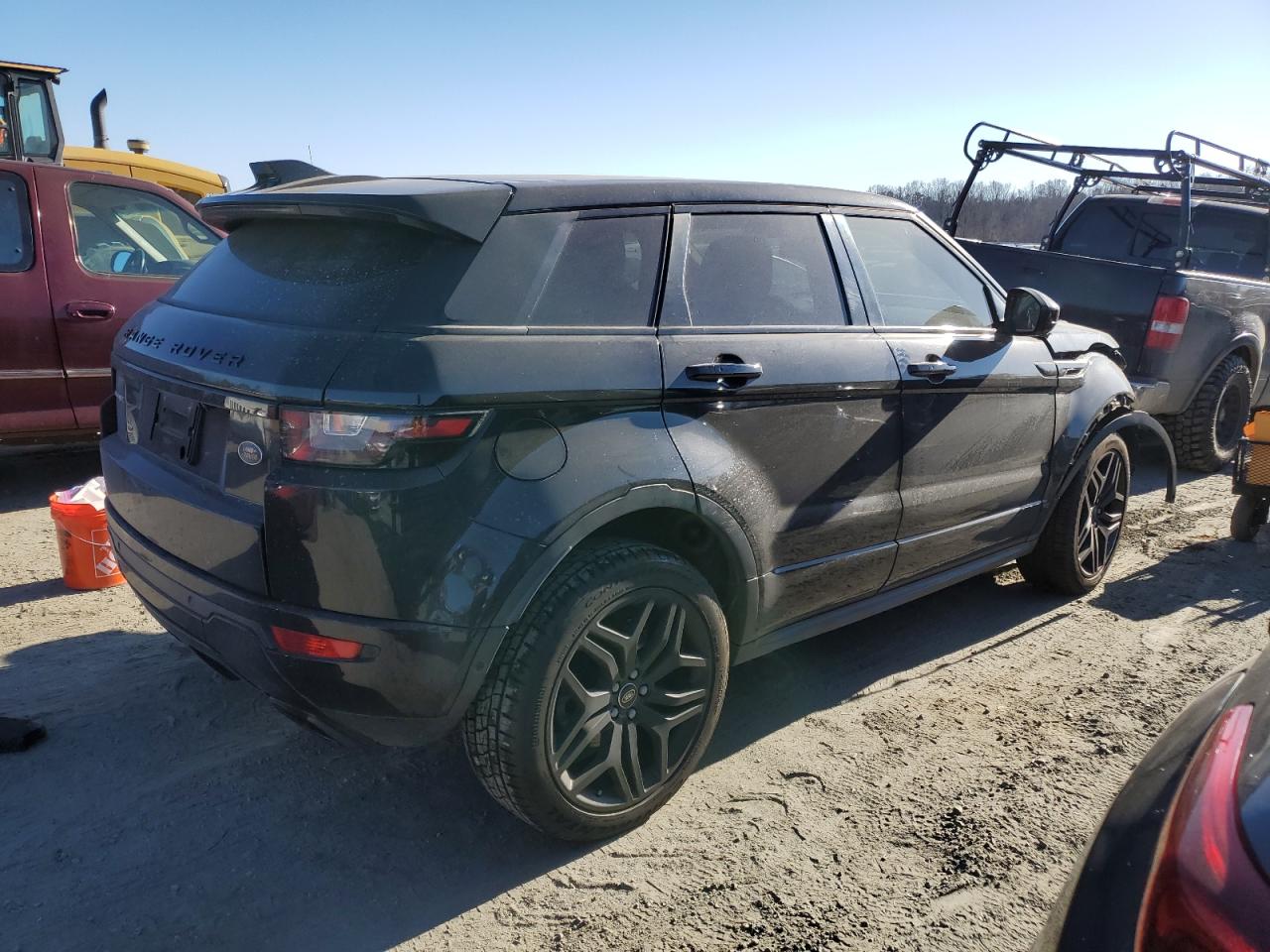2017 Land Rover Range Rover VIN SALVD2BG9HH176227 Copart auction photo, front end damage thumbnail 3