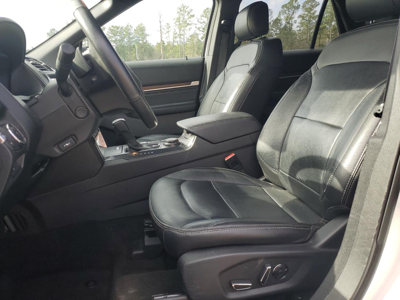 2017 Ford Explorer VIN 1FM5K8F81HGC30852 Copart auction photo, front end damage thumbnail 7