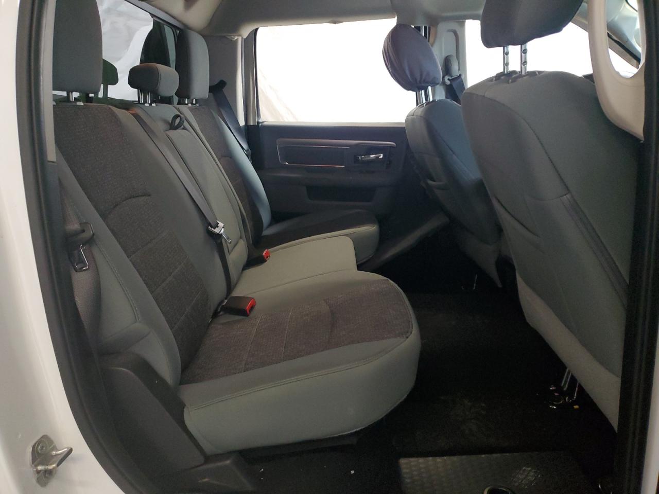 2019 RAM 1500 VIN 1C6RR7TT0KS566797 Copart auction photo, side / front end damage thumbnail 10