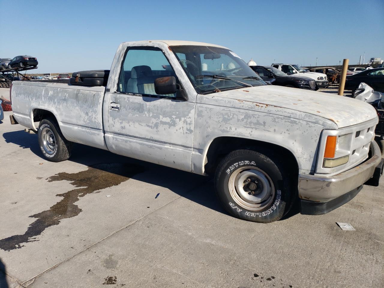 1990 Chevrolet GMT-400 VIN 1GCDC14K5LZ255429 Copart auction photo, mechanical damage thumbnail 4
