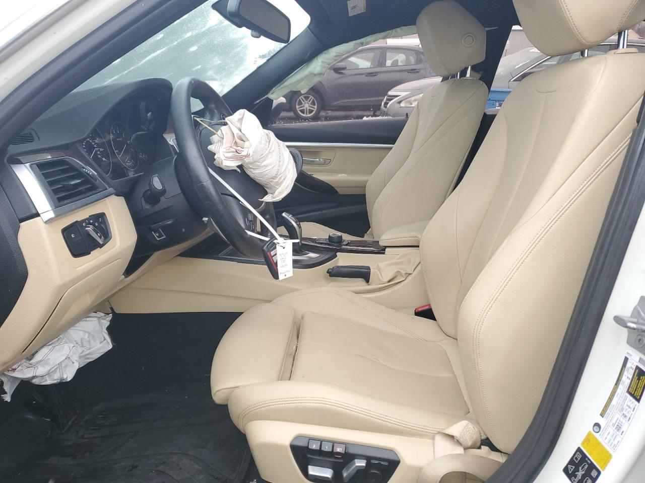 2018 BMW 3er VIN WBA8D9G53JNU66794 Copart auction photo, undercarriage / front end damage thumbnail 7