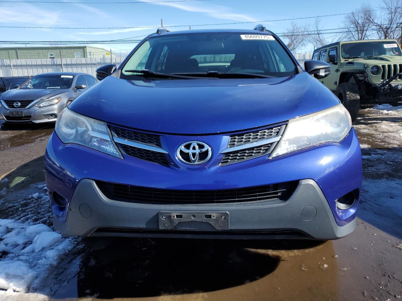 2014 Toyota RAV 4 VIN 2T3BFREV0EW194919 Copart auction photo, front end damage thumbnail 5