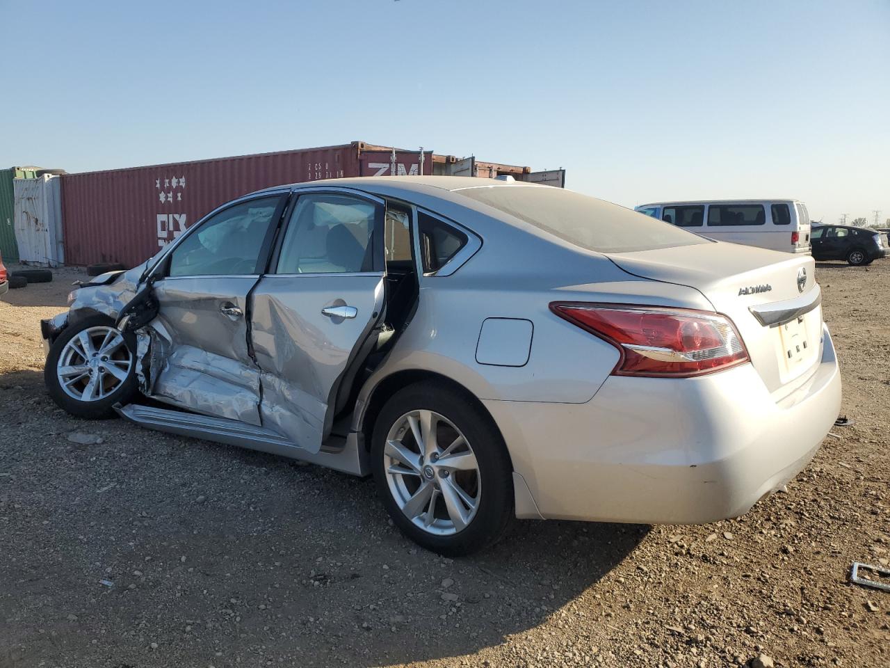2013 Nissan Altima VIN 1N4AL3AP5DN407366 Copart auction photo, side / front end damage thumbnail 2